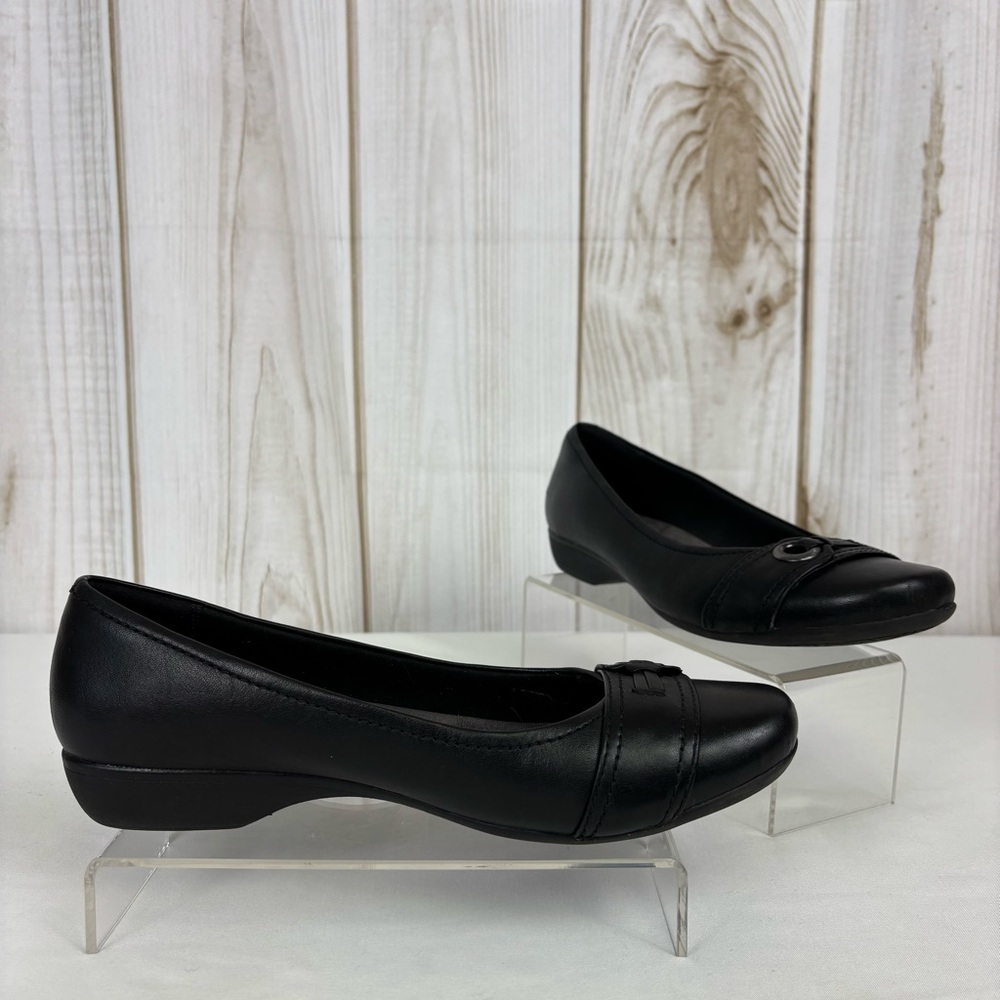 Clarks Leather Low Heel Loafers Slip On Flats Buckle Comfort Shoes Black Size 9 - Picture 2 of 15